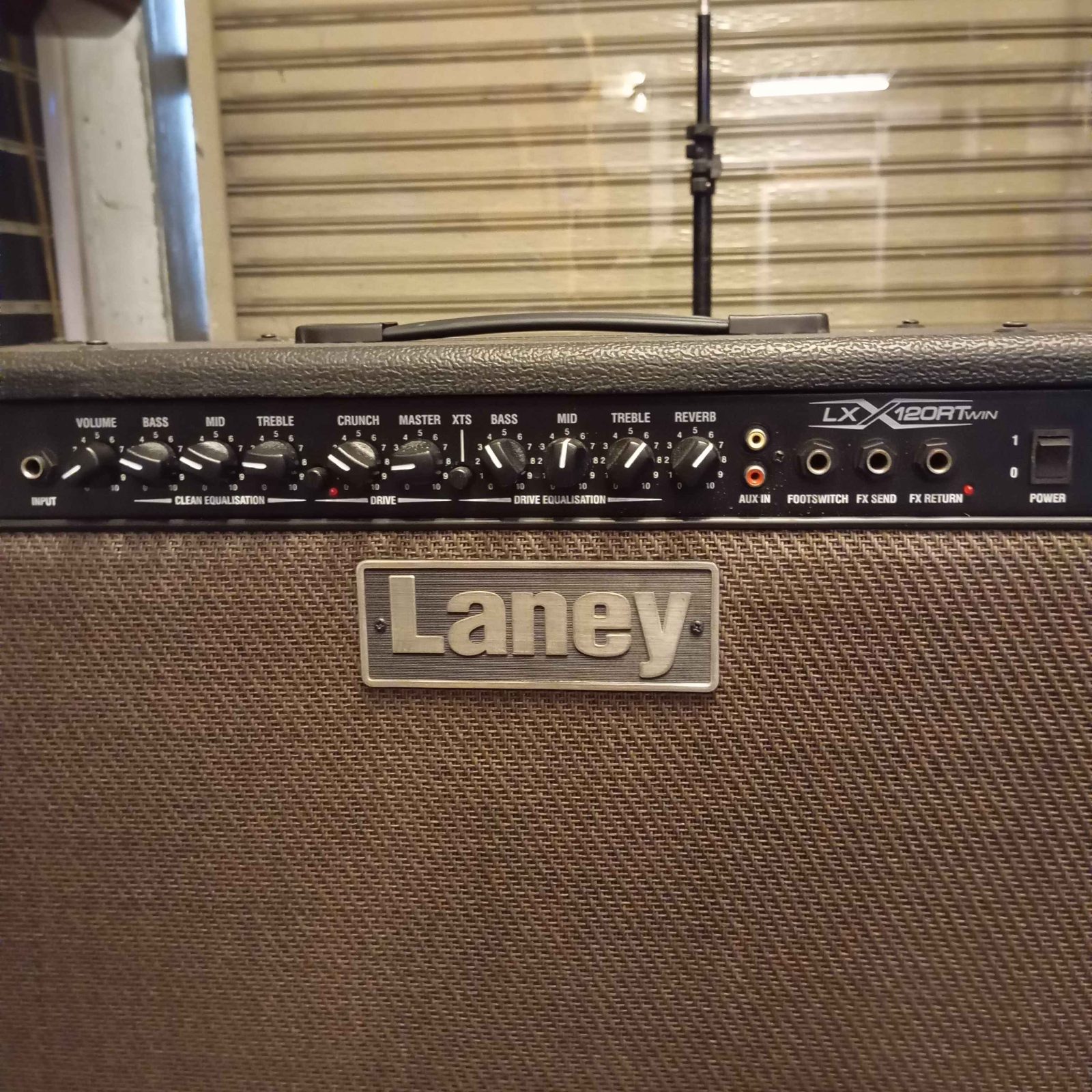 แอมป์ gt laney lx120rtwin