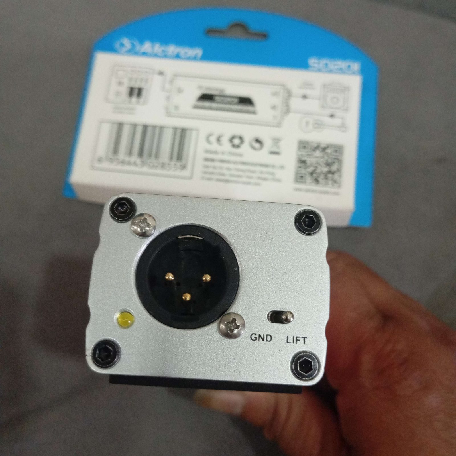 alctron sd201 กล่อง di แบบแอคทีฟ 48v phantom powered
