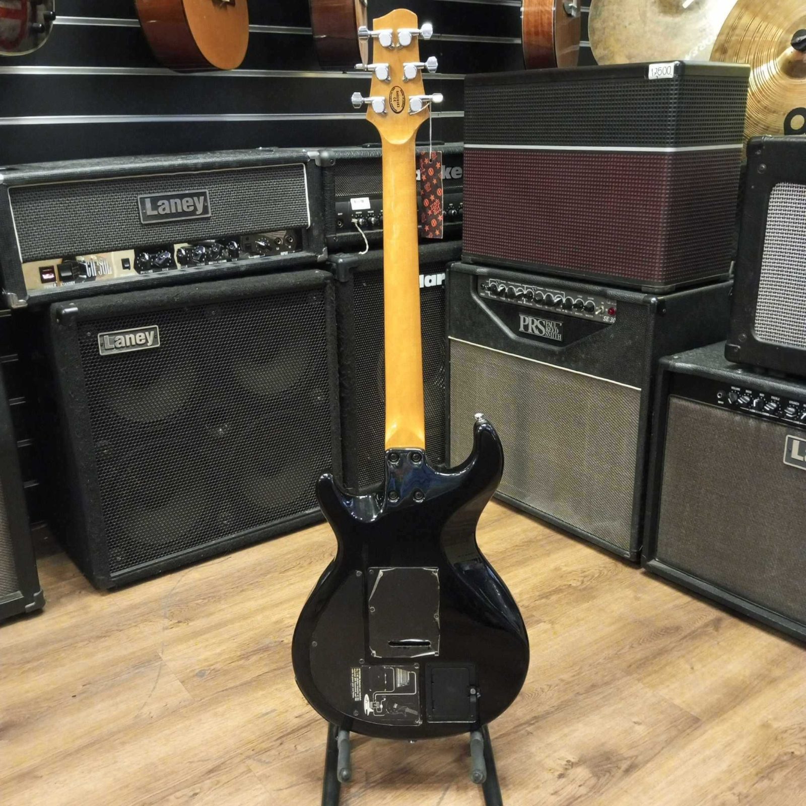 line 6 variax 700 กีตาร์โมเดลไฟฟ้า