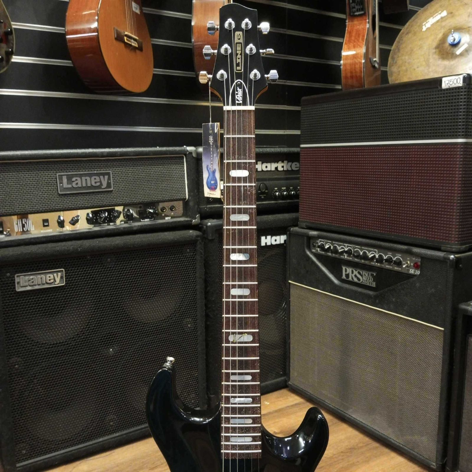 line 6 variax 700 กีตาร์โมเดลไฟฟ้า
