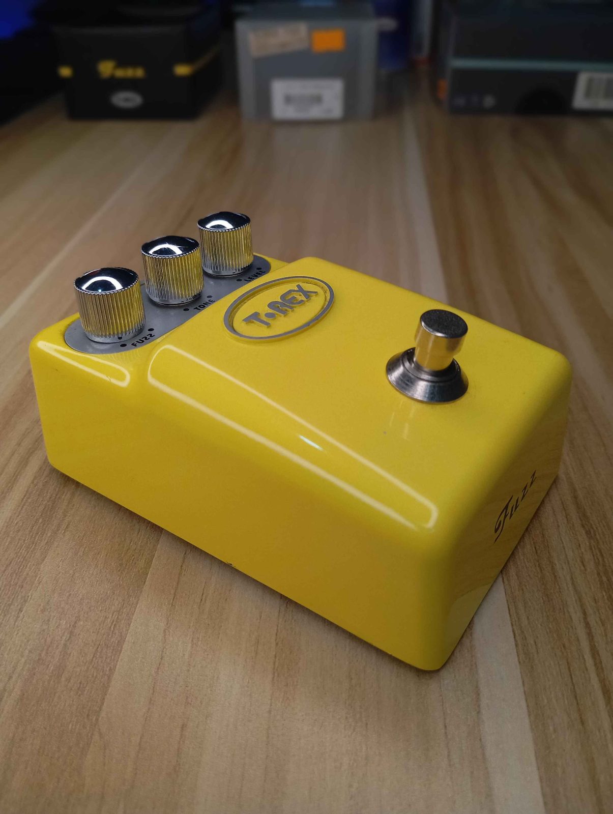 เอฟเฟคก้อน t rex tonebug fuzz
