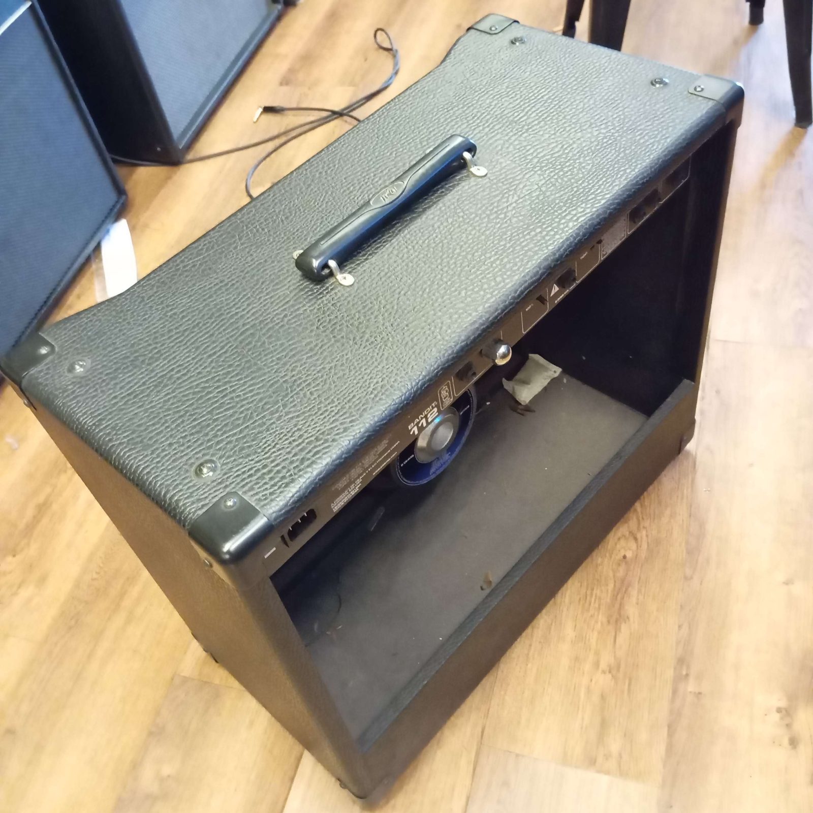 แอมป์กีต้าร์ไฟฟ้า peavey bandit112