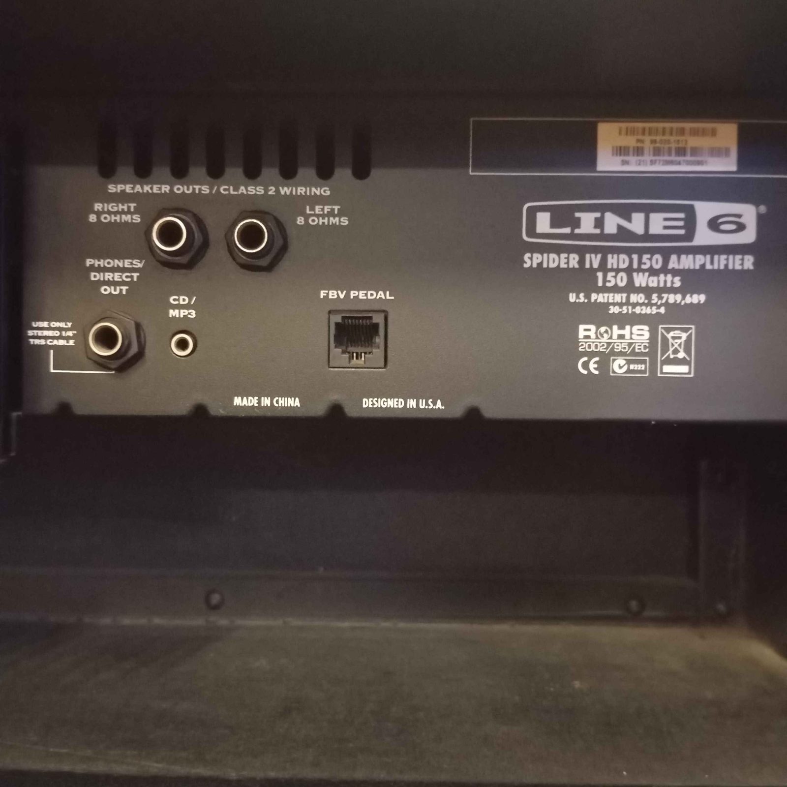 แอมป์กีตาร์ line 6 spider iv hd150 ขนาด 150 วัตต์ พร้อมตู้ลำโพง 4x12 นิ้ว แบบ half stack