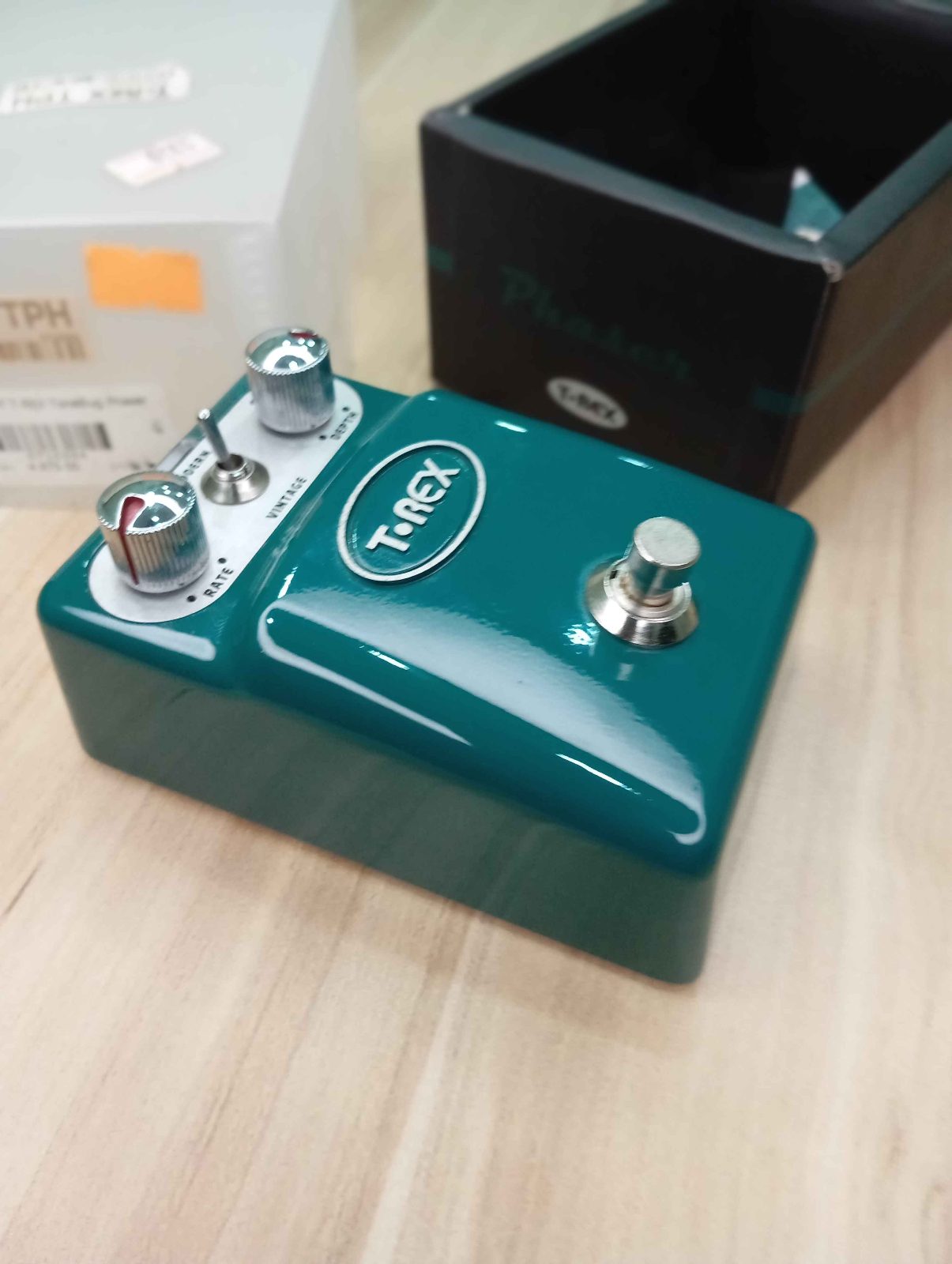 เอฟเฟคก้อน t rex tonebug phaser